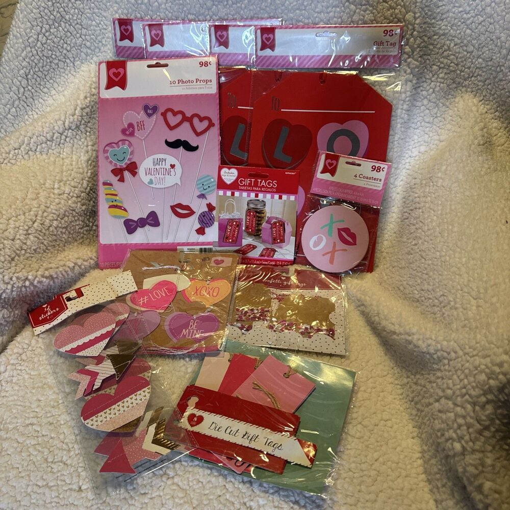 Assorted Valentine's Day Confetti Gift Tags 3d Stickers Coasters Photo Props